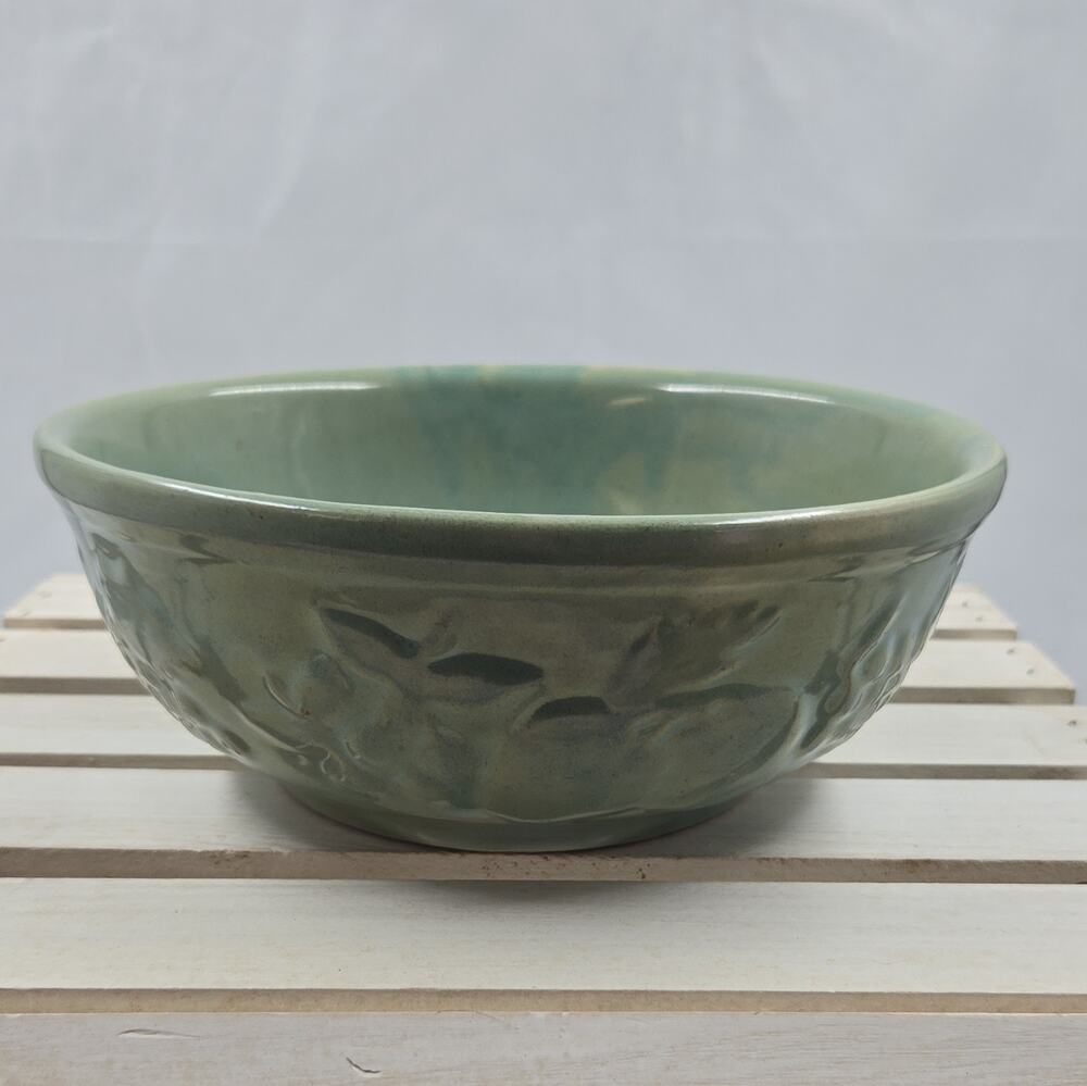 Vintage McCoy "Harvest Fruit" 9 inch mixing bowl Made in USA